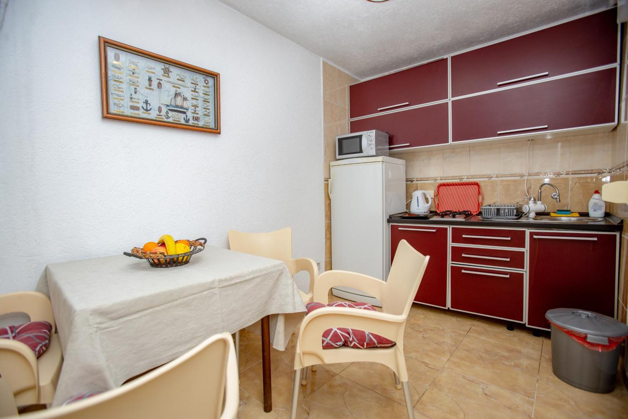 Apartments Oliva Утєха Екстер'єр фото