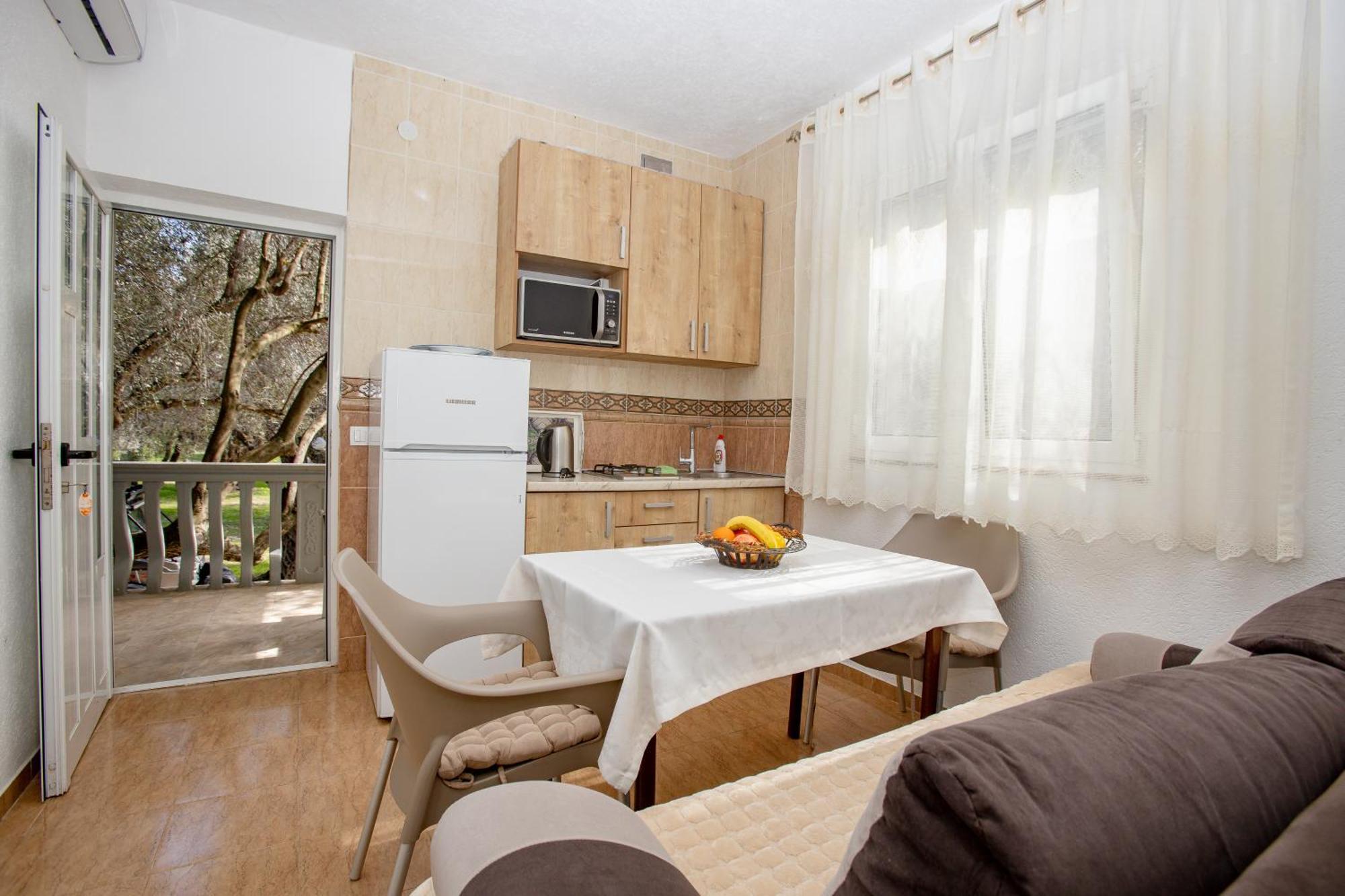 Apartments Oliva Утєха Екстер'єр фото