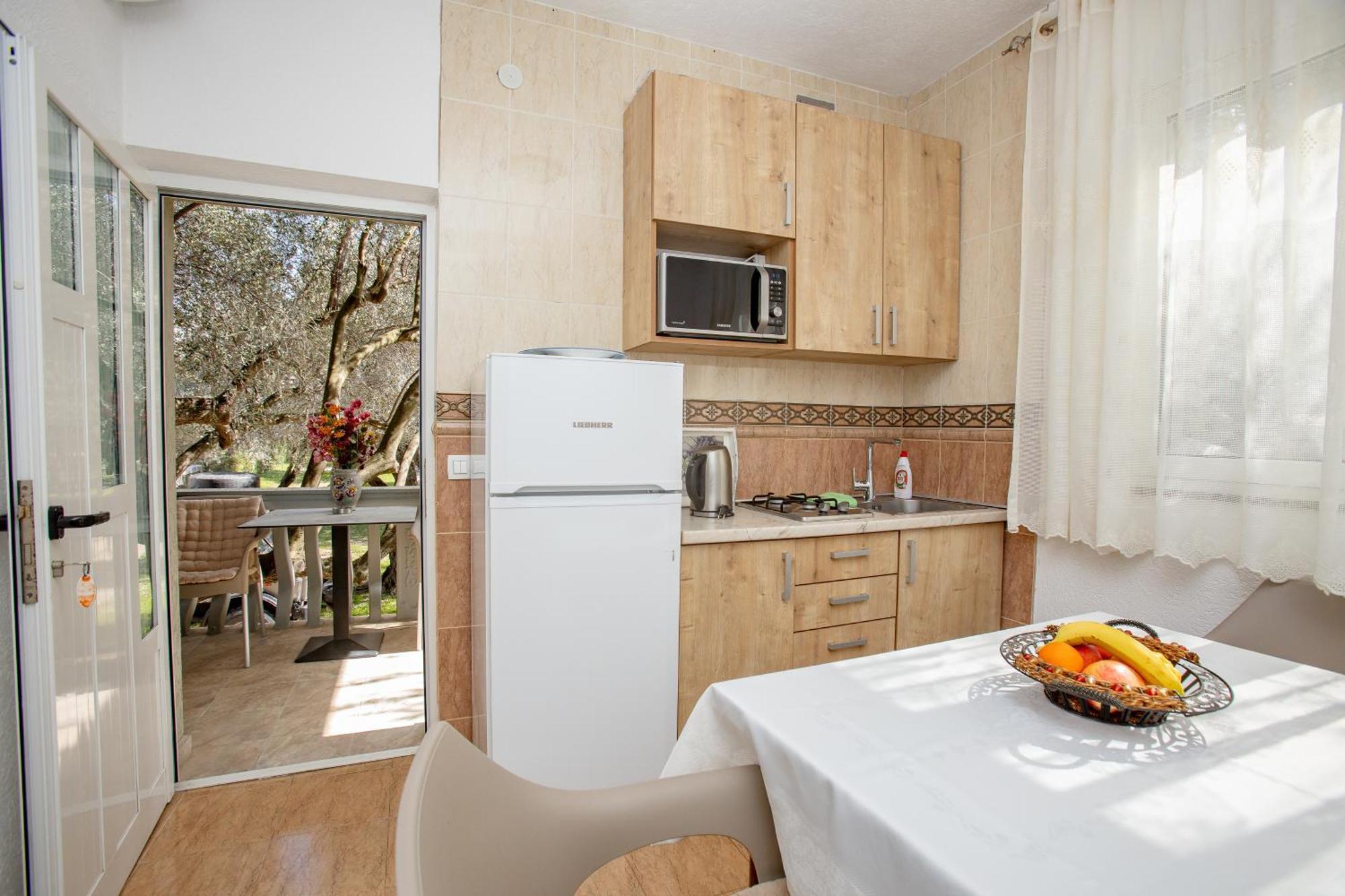 Apartments Oliva Утєха Екстер'єр фото