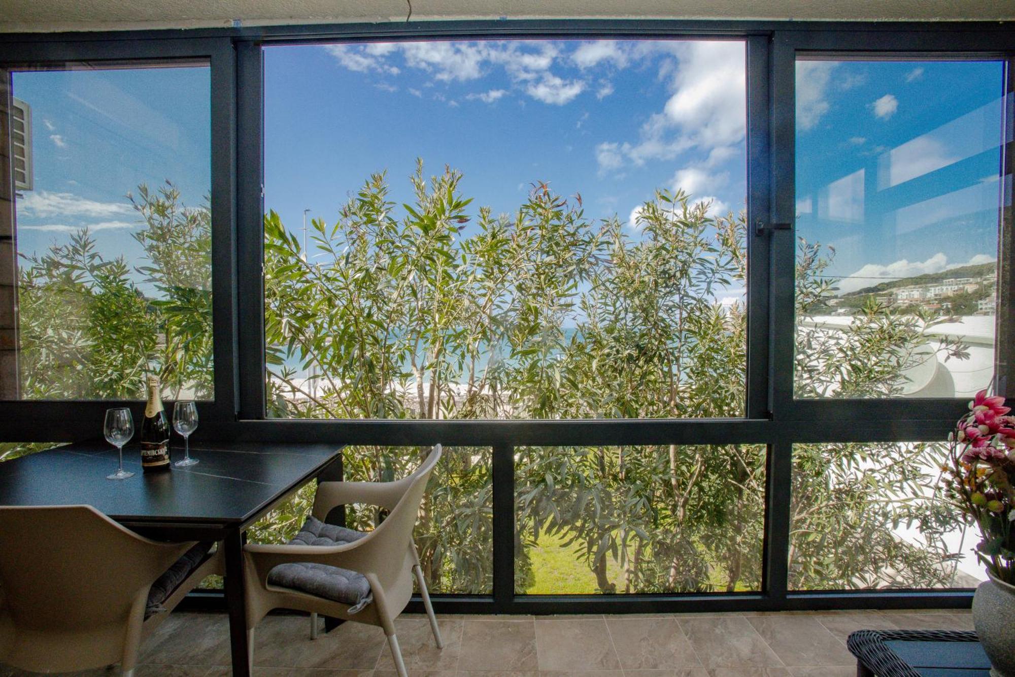 Apartments Oliva Утєха Екстер'єр фото