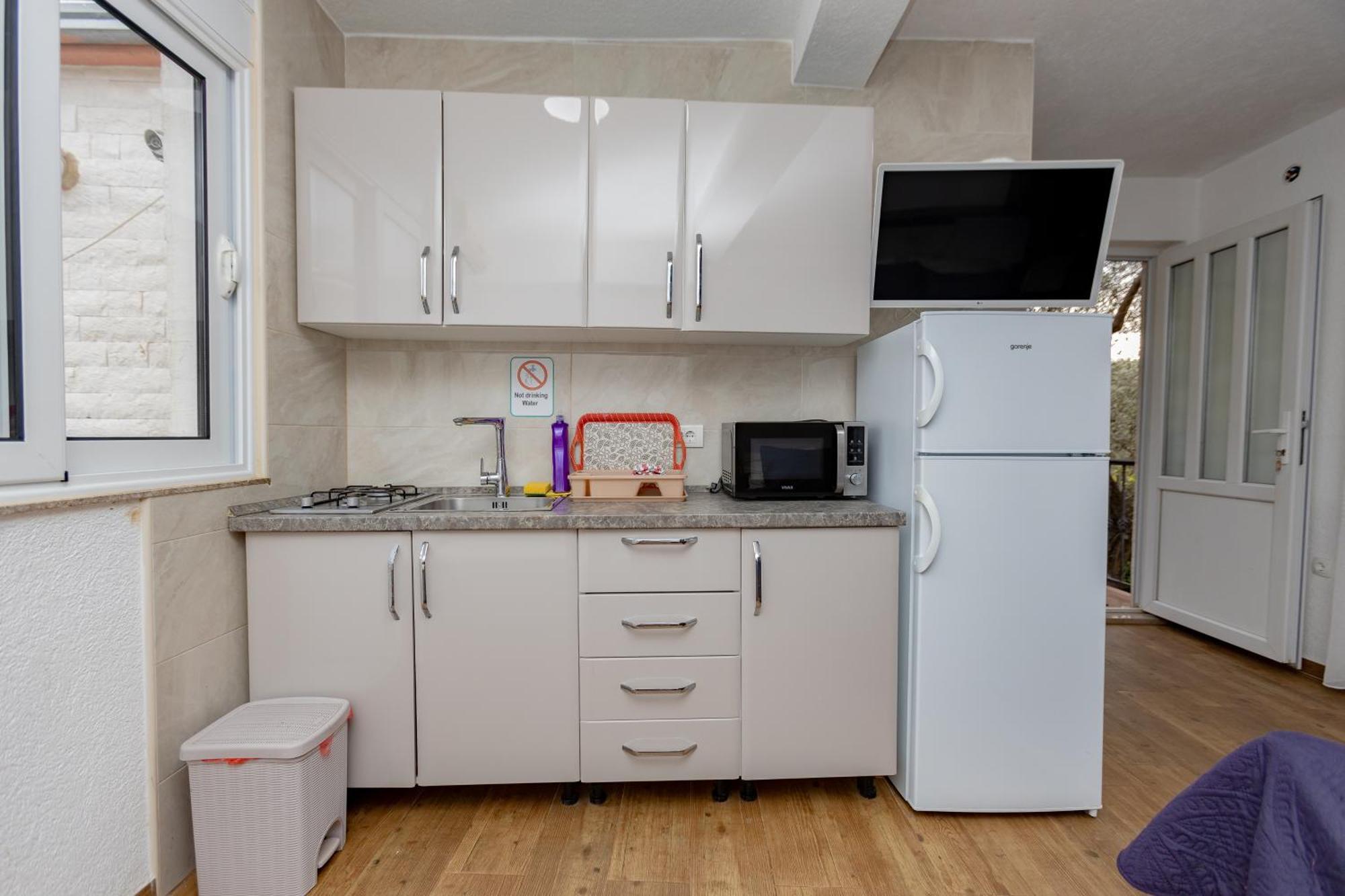 Apartments Oliva Утєха Екстер'єр фото