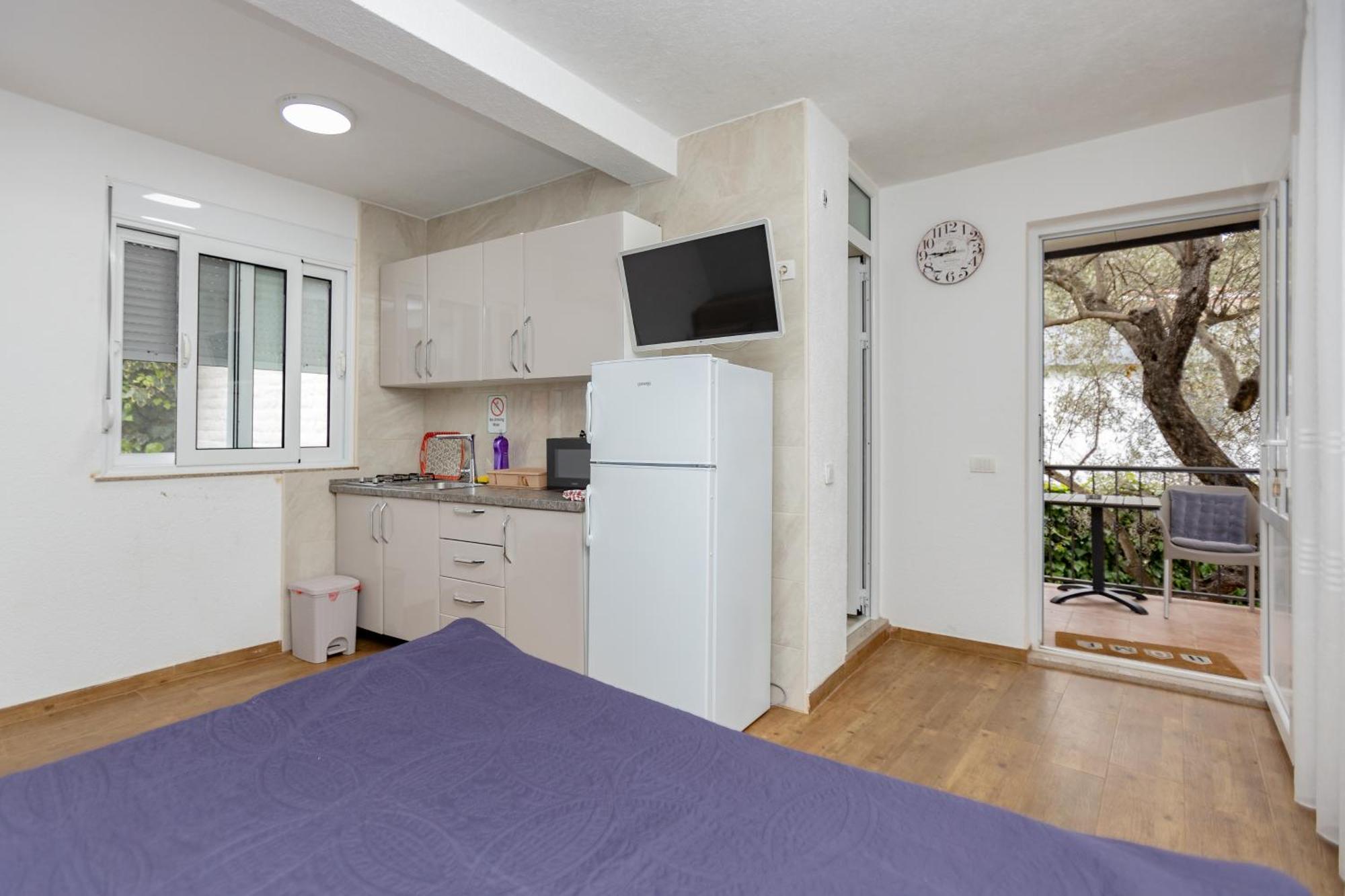 Apartments Oliva Утєха Екстер'єр фото