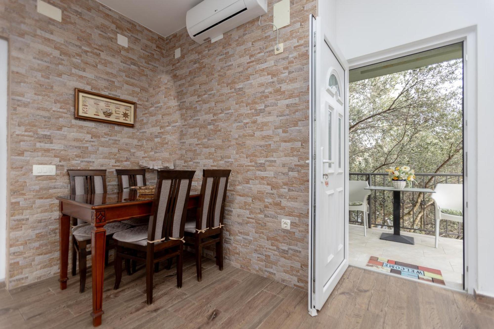 Apartments Oliva Утєха Екстер'єр фото
